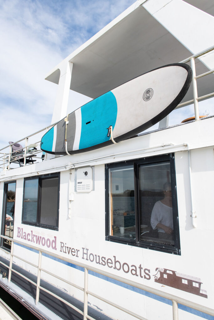 sanctuary_houseboat_holiday